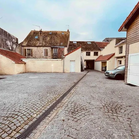 Studio Downtown Private Parking Montlhéry Exterior photo